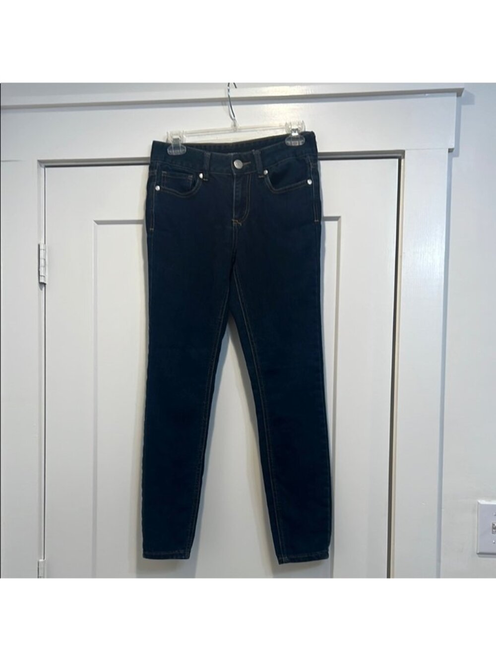 Harper Women's Blue Jeans dark denim skinny size 27.